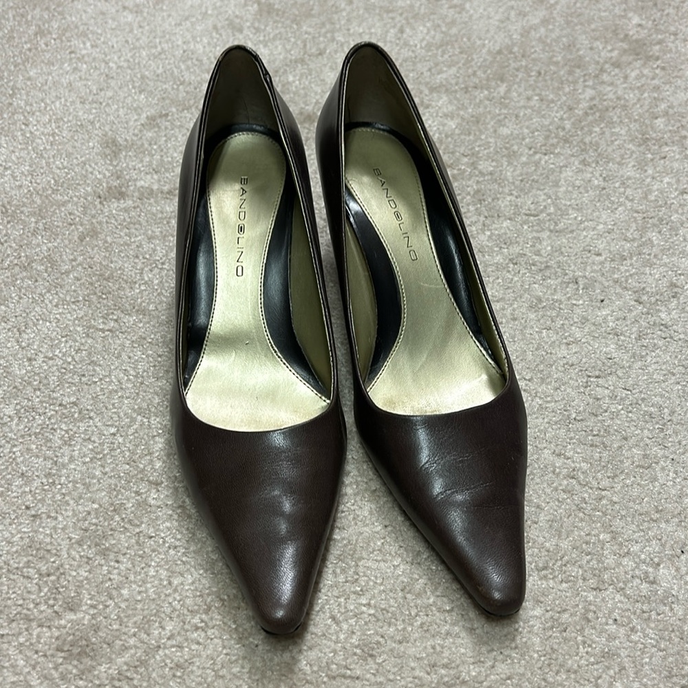 Brown kitten heels